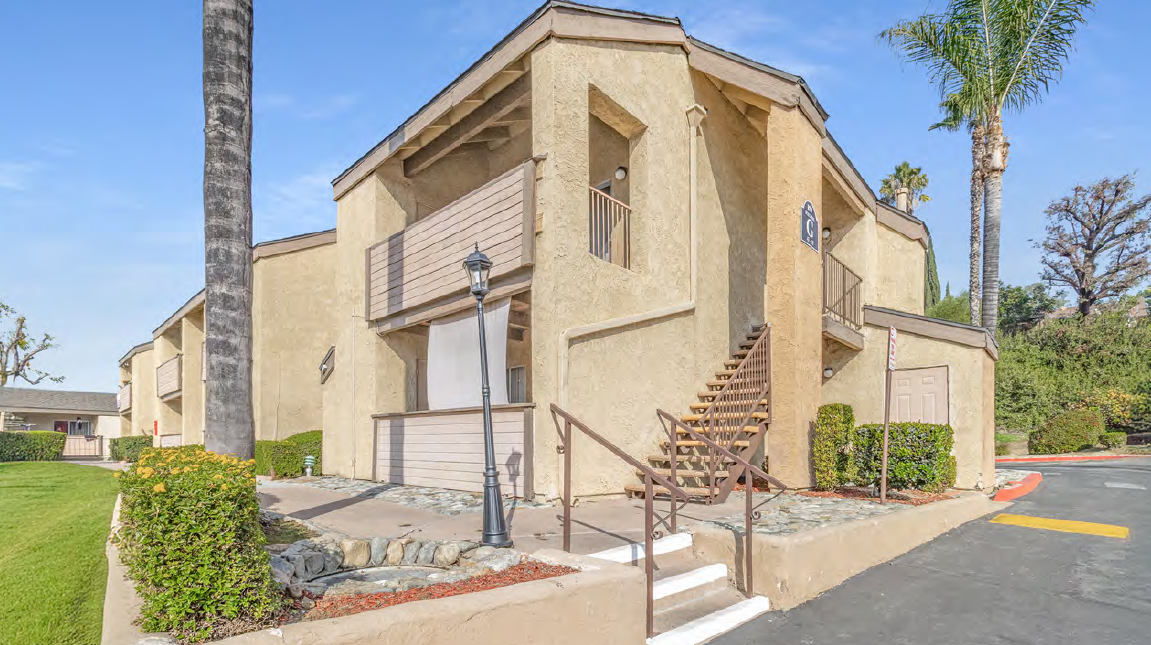 Nineteen01 West Covina - Building